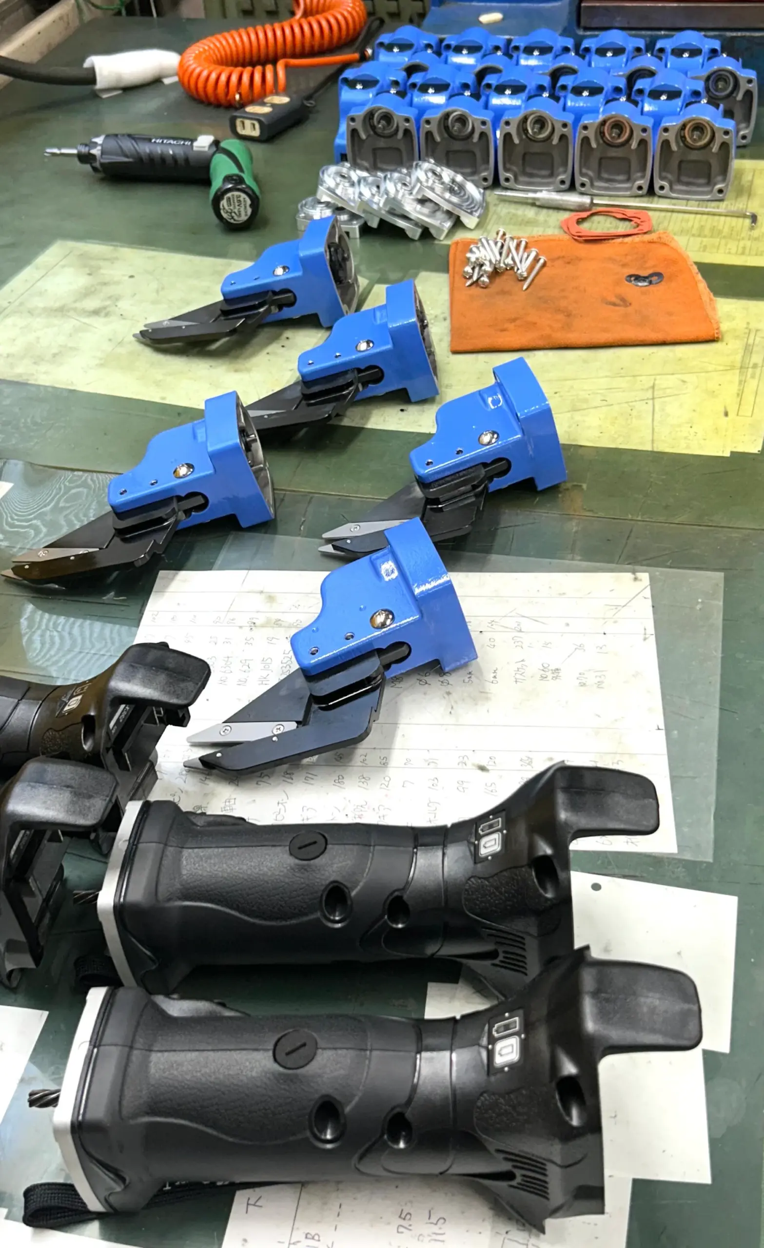 サンワ電動工具製品　組み立て